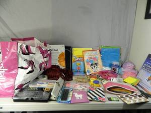 lot 176 image: Craft and Office Items