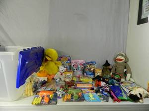 lot 182 image: Toys and Games