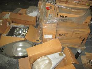 lot 8 image: Lot of various stules of large stre...