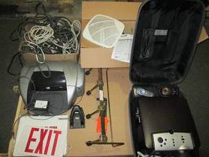 lot 17 image: Pallet lot including fans, a projec...