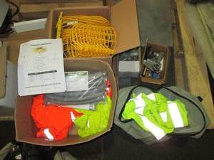 lot 20 image: Lot of safety vests, line lighting,...