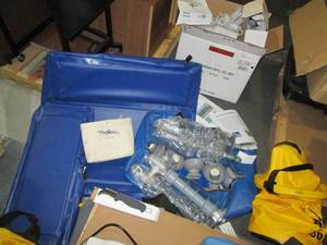 lot 23 image: Lot of industrial tool holders, cab...