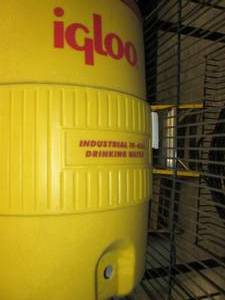 lot 34 image: Metal shelving unit with cooler...