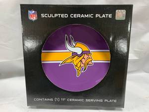 lot 5 image: Minnesota Vikings 11 Ceramic Serving Plate