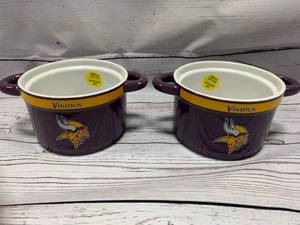 lot 43 image: Lot of 2 Minnesota Vikings Soup  Chili Bowls