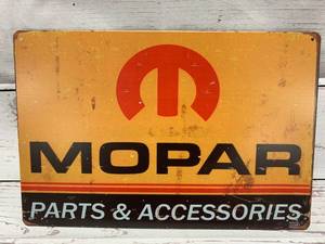 lot 47 image: Mopar Metal Sign