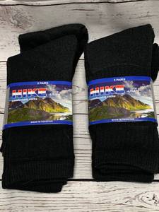 lot 49 image: 6 Pairs of Hiking Socks