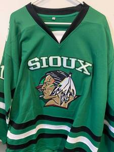 lot 54 image: UND Fighting Sioux Parise Hockey Jersey Large