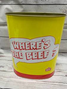 lot 86 image: Vintage 1984 Wendys wheres the beef Garbage Can