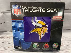 lot 110 image: Minnesota Vikings 3 in 1 Tailgating Seat, Poncho, Picnic Padding