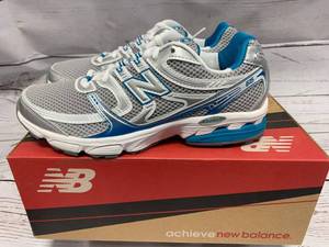 lot 115 image: New Balance Womens Walking Shoes Size 6 12