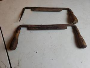 lot 9 image: 2 Vintage Draw Knives