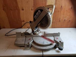 lot 21 image: Pro Tech Contractor Series Miter Saw
