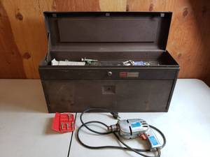 lot 32 image: Metal Craftsman Tool Box with Old Ram Drill