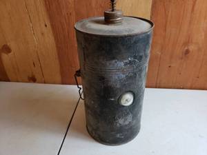 lot 33 image: Fuel Oil Tank Gauge