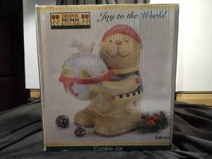 lot 11 image: Debbie Mumm Cookie Jar