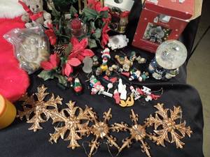lot 76 image: Christmas Items, Snowmen water globe, glitter gold star ornaments