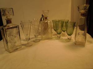 lot 68 image: Goblets, 3 1960s Decanters, Goblets, Drink Shaker