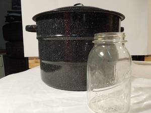 lot 90 image: Enamelware Canning StockPot, Rare Brockway Canning Jar