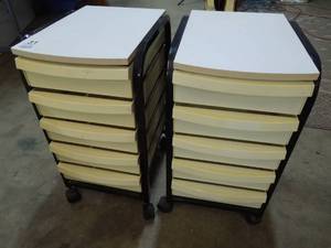 lot 31 image: 2 Rolling Organizer Carts - 5 drawers each