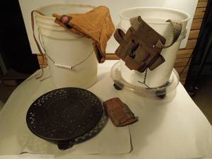 lot 100 image: Bucket Boss, Work Belt, 2 carts for plant pots or buckets, 2 buckets