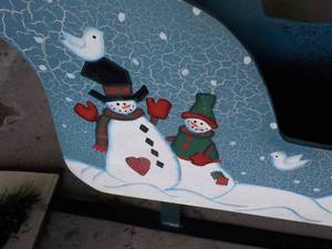 lot 5 image: Xmas Sleigh and Wood Snowmen...