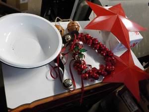 lot 15 image: 2 Red Stars, Bells and Enamel Pan...