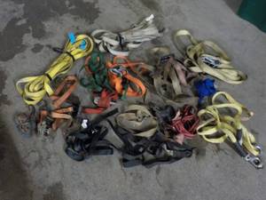lot 27 image: Rachet Straps and extra straps...