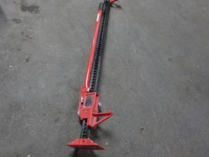 lot 52 image: Farm Jack 18 Lifting Capacity 3000...