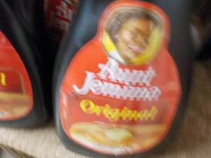 lot 64 image: 12 Bottles Aunt Jemina Original Syr...
