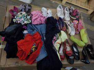 lot 90 image: Girls Clothing- shoes size 13 clot...