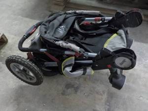 lot 111 image: Jeep Stroller...