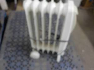 lot 142 image: Lakewood Heater powers on...