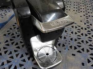 lot 145 image: Keurig powers on...