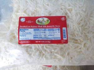 lot 164 image: 5 lbs. Bag Frozen Shredded Low Mois...