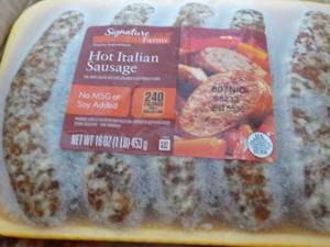 lot 174 image: Case of Frozen Signature Hot Italia...