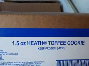 lot 178 image: Case of frozen Brill 22.5 lb. 1.5 o...
