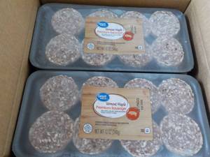 lot 183 image: Case of Frozen Vermont Maple Premiu...