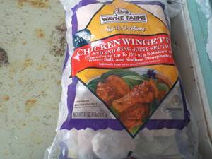 lot 191 image: 4 lb. Bag frozen Wayne Farms Chicke...