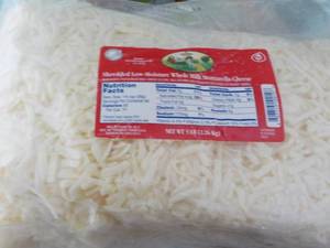 lot 194 image: 5 lbs. Bag Frozen Shredded Low Mois...
