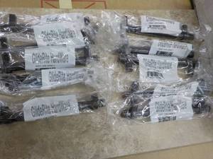 lot 251 image: 10 - 7 oil rubbed bronze Pulls Gli...