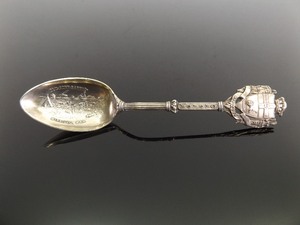 lot 39 image: Antique .925 Sterling Silver Canada Fort Garry Souvenir Spoon