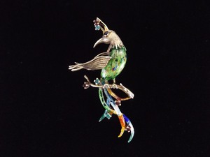 lot 52 image: 14k Yellow Gold Ruby, Emerald, and Sapphire Accented Enameled Bird Pendant