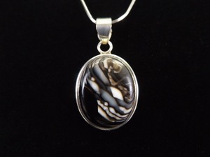 lot 56 image: .925 Sterling Silver Black and Grey Art Glass Pendant Necklace