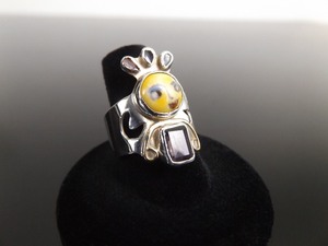 lot 66 image: .925 Sterling Silver Artist Signed Multi Stone Figural Ring Size 8.5