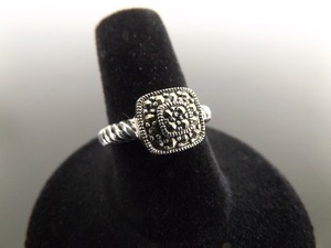 lot 69 image: .925 Sterling Silver Art Nouveau Ring Size 7.5