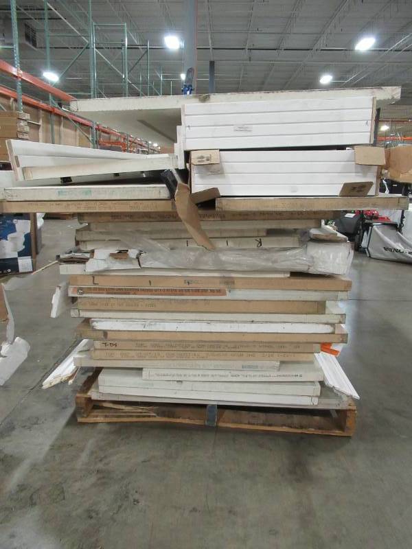 lot 333 image: MIXED PALLET OF MISCELLANEOUS DOOR SLABS