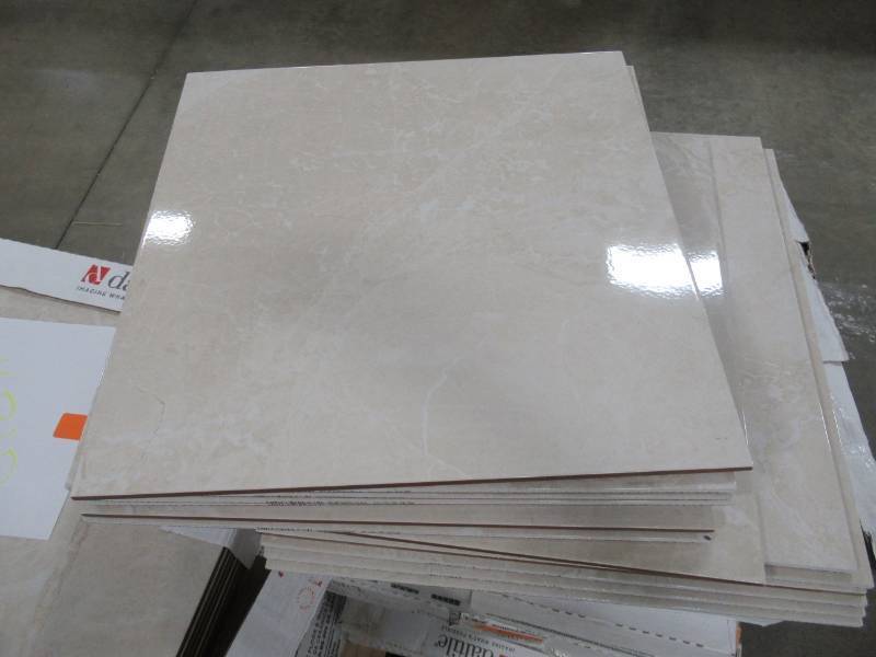 lot 452 image: Daltile Hamilton Khaki 18 in. x 18 in. Ceramic Floor and Wall Tile (17.76 sq. ft., 8 pieces  case) Approximately 20 Cases