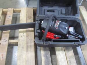 lot 66 image: CRAFTSMAN 42-cc 2-cycle 18-in Gas Chainsaw CMXGSAMY421S