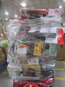 lot 87 image: WHOLESALE MIXED PALLET OF RETURNS - POWER TOOLS AND SHOP EQUIPMENT